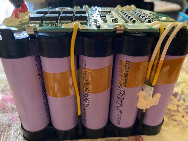 25.9v Lithium Ion Battery Pack (4000Ah) - Model WP-BSJ-09 (103.6wh)